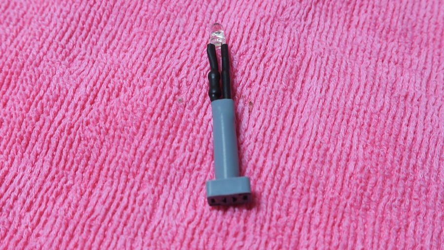 z32ハザードスイッチの分解、組立及び電球のLED化