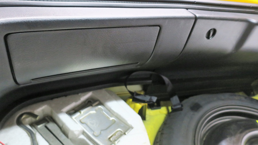 z32アンテナベースの取外し