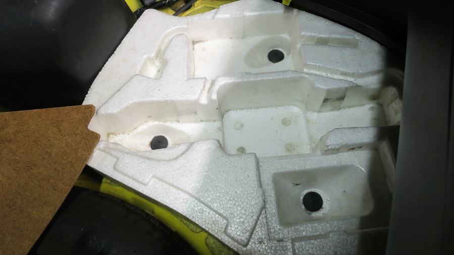 z32アンテナベースの取外し