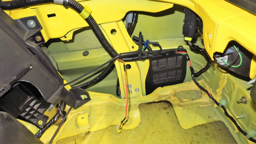 z32アンテナベースの取外し