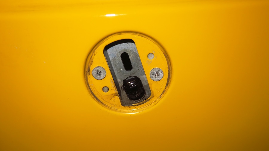 z32アンテナベースの取外し