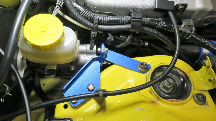 z32クスコ製ブレーキシリンダーストッパーの取付け