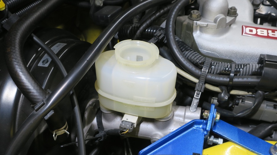 z32 bnr34(gt-r)ブレーキマスターシリンダーの交換