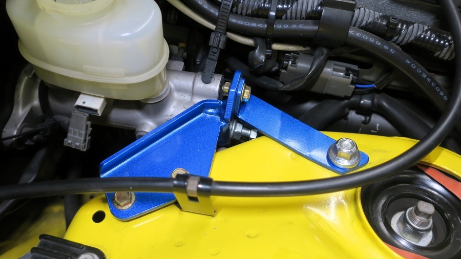 z32 bnr34(gt-r)ブレーキマスターシリンダーの交換