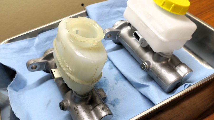 z32 bnr34(gt-r)ブレーキマスターシリンダーの交換