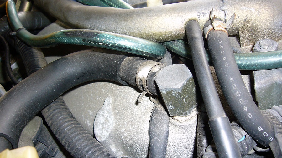 z32ブレーキブースターバキュームホースの交換