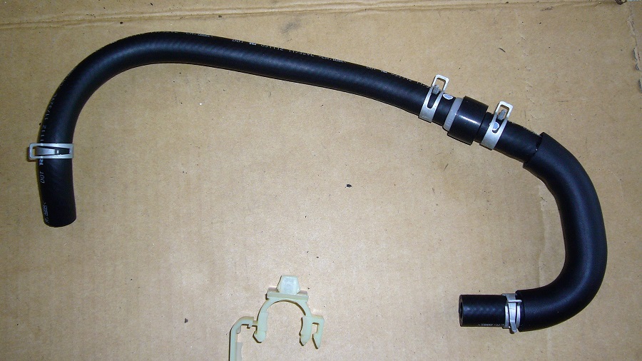 z32ブレーキブースターバキュームホースの交換