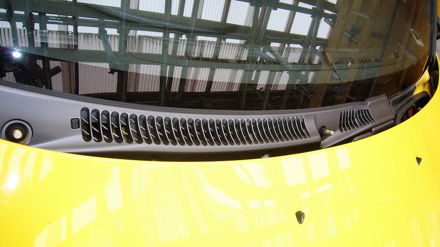 z32カウルトップの交換