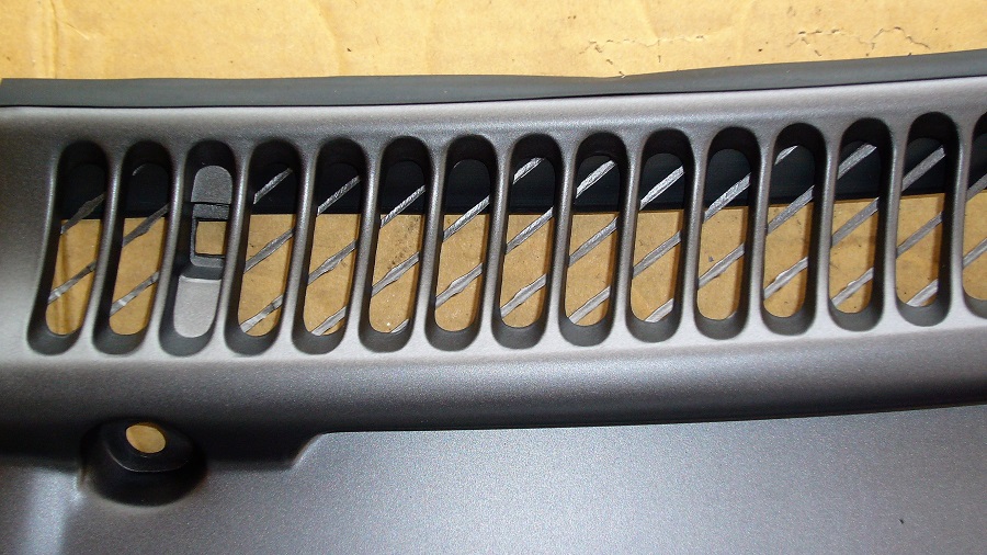 z32カウルトップの交換