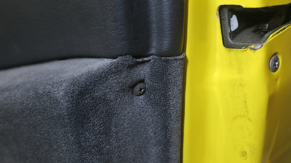 z32運転席ドア内張りの取外し