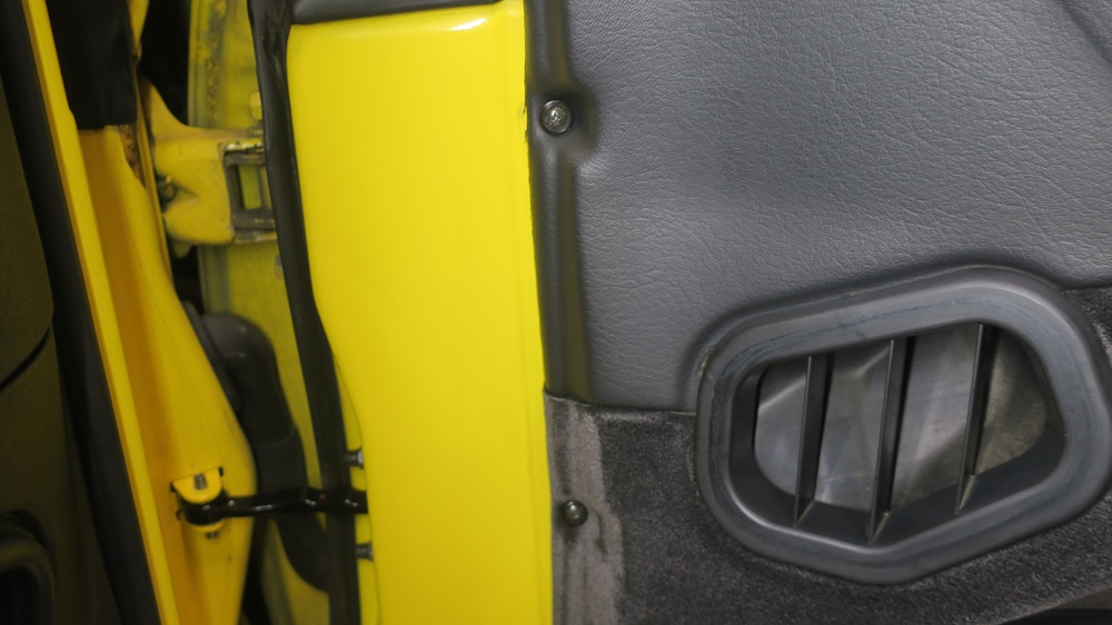 z32運転席ドア内張りの取外し