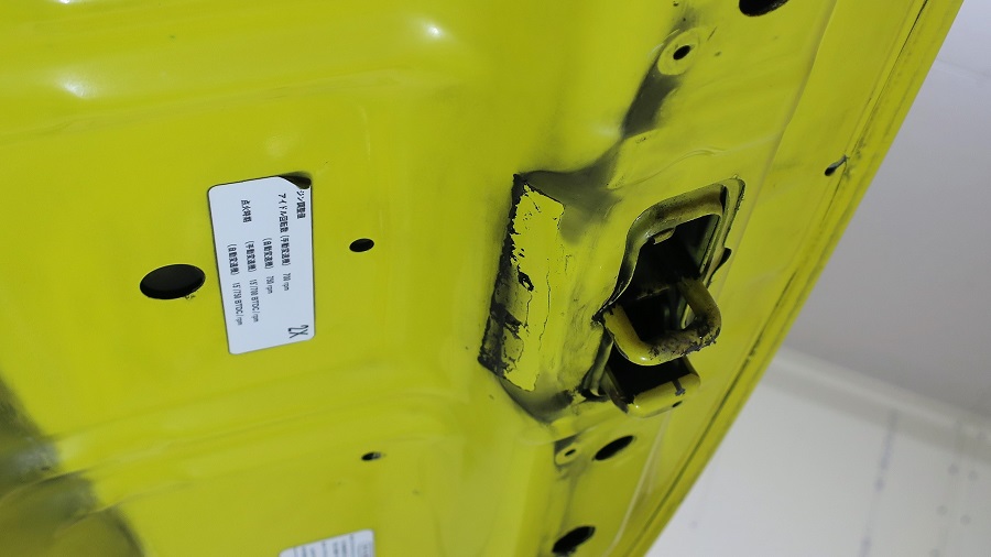 z32ボンネットフードインシュレーター及びフードシール類の交換