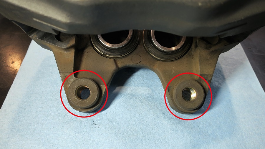 z32 er34フロントキャリパーのオーバーホール、ナット打ち替え、流用