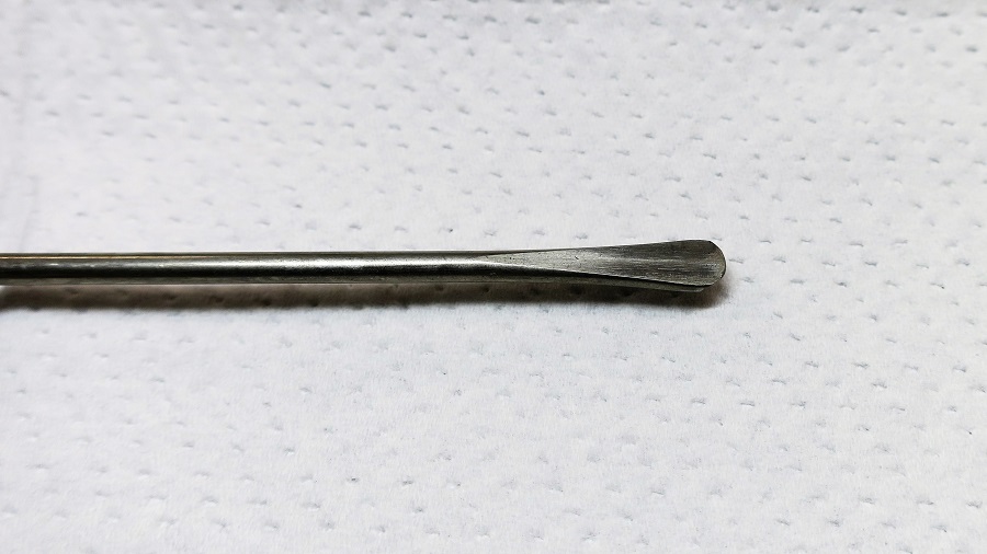 z32 er34フロントキャリパーのオーバーホール、ナット打ち替え、流用