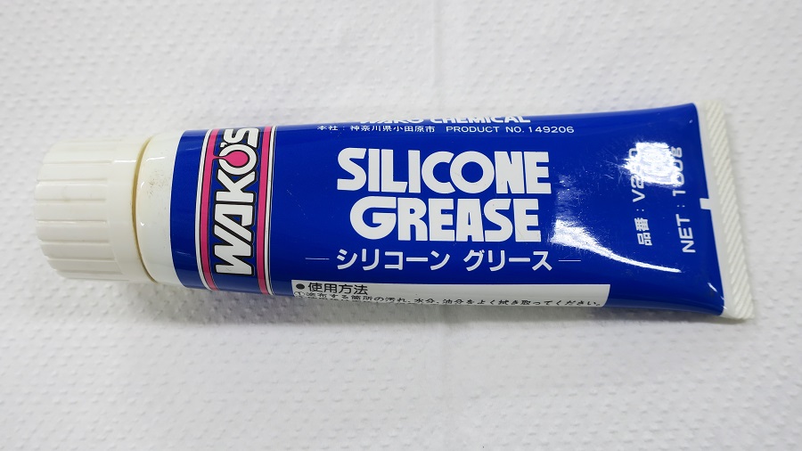 z32 er34フロントキャリパーのオーバーホール、ナット打ち替え、流用