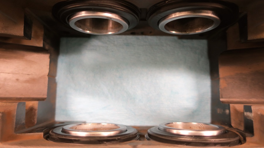 z32 er34フロントキャリパーのオーバーホール、ナット打ち替え、流用