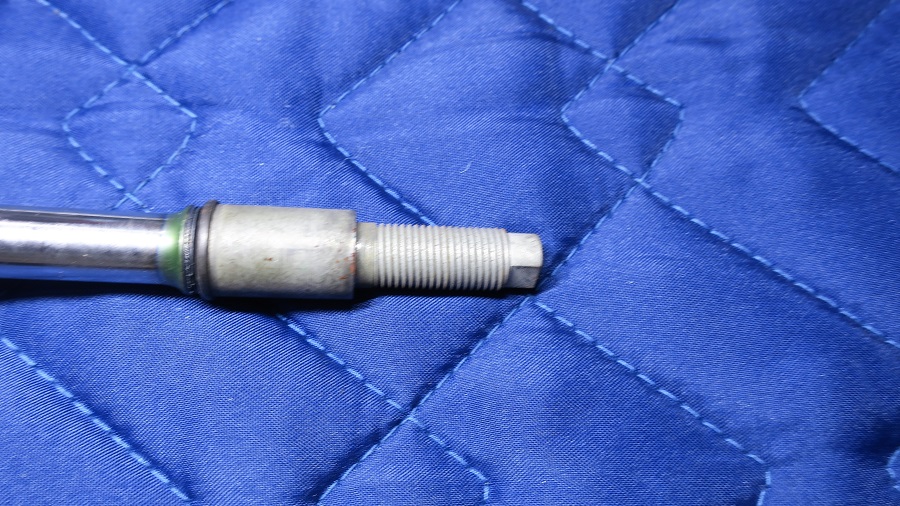 z32純正ショックアブソーバーの交換