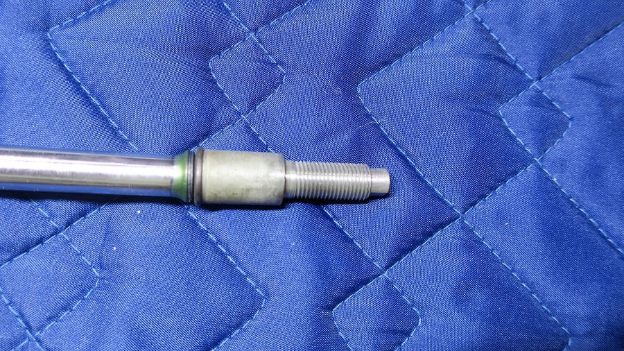 z32純正ショックアブソーバーの交換