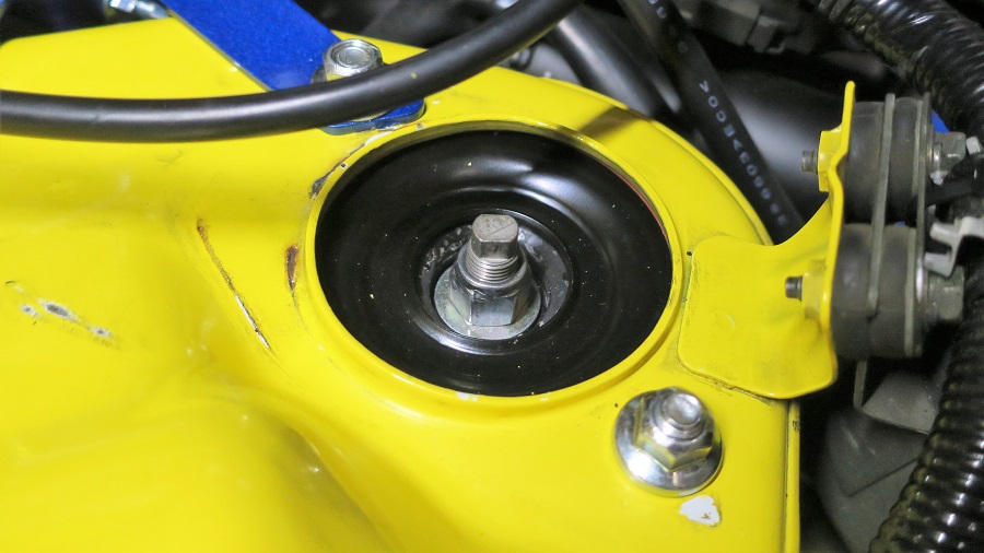 z32純正ショックアブソーバーの交換