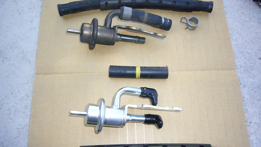 z32エンジンルーム内の燃料系統の交換