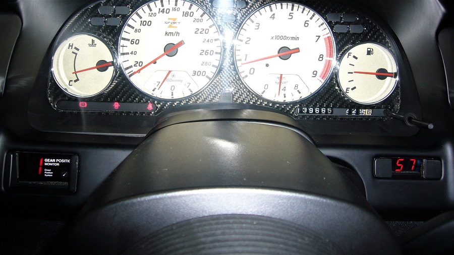 z32ギアポジションモニターの取付け