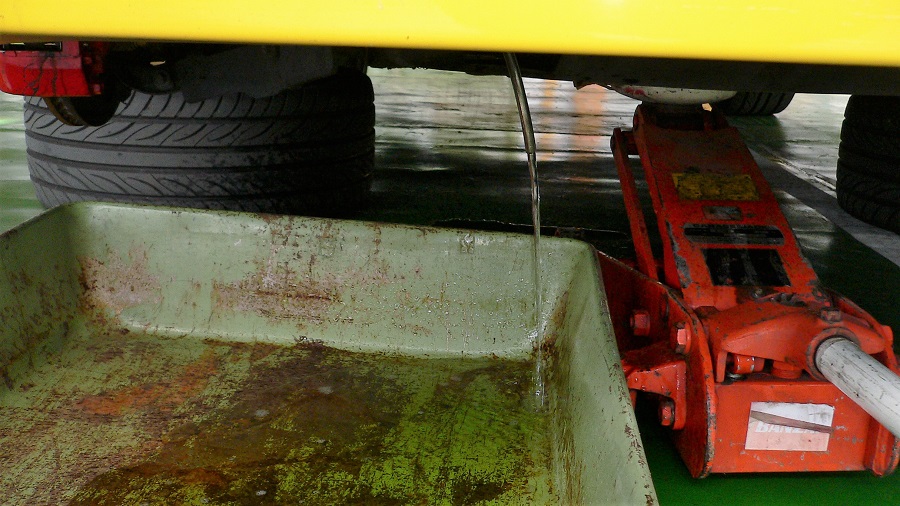 z32ロングライフクーラントの交換