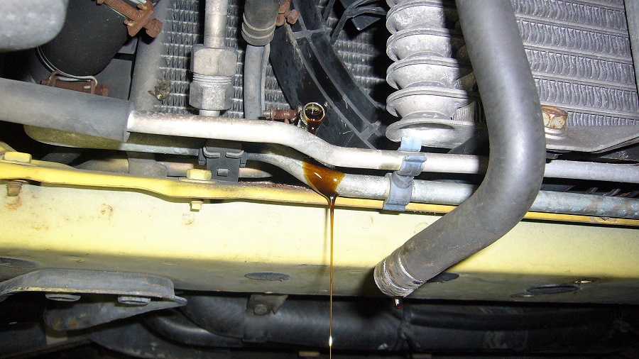 z32オイルクーラーホースの交換