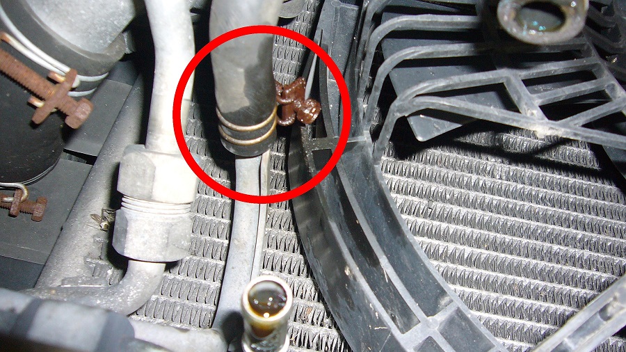 z32オイルクーラーホースの交換