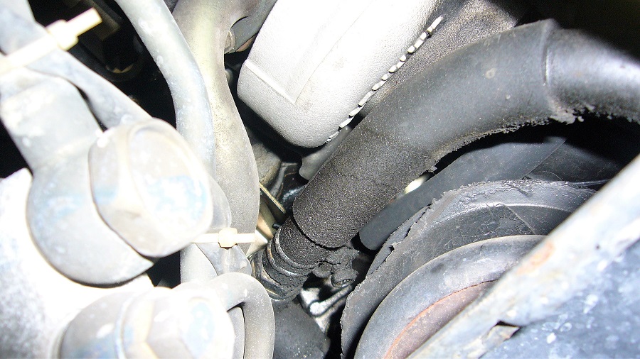 z32オイルクーラーホースの交換