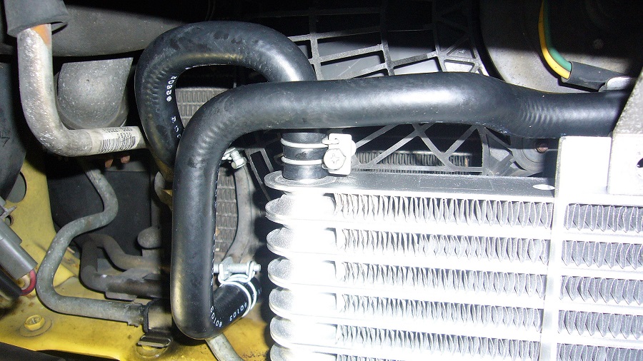 z32オイルクーラーホースの交換