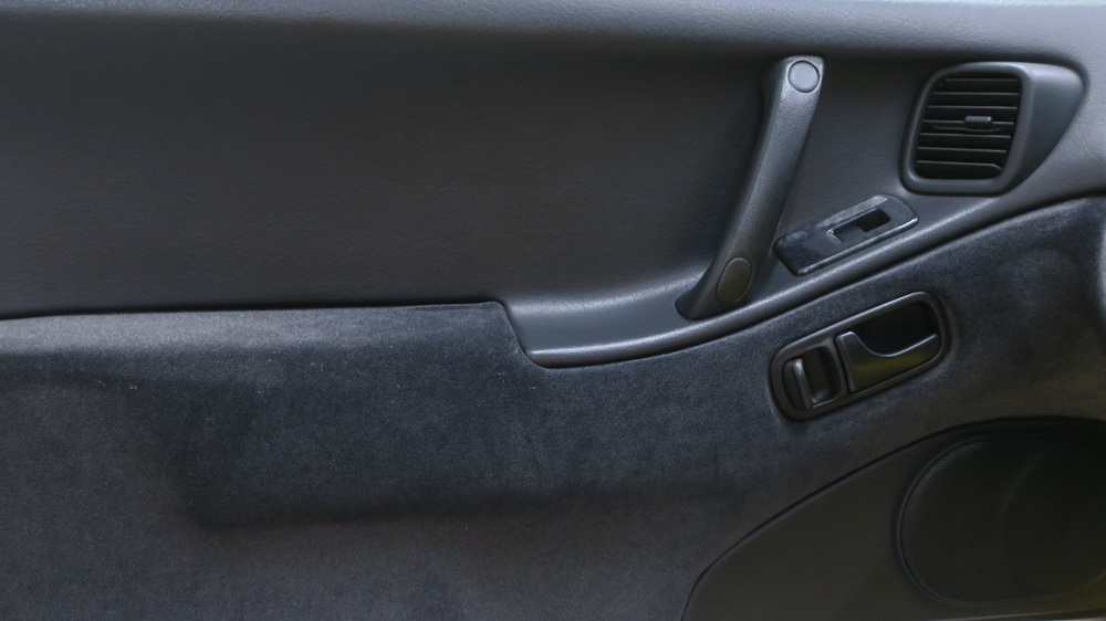 z32助手席ドア内張りの取外し