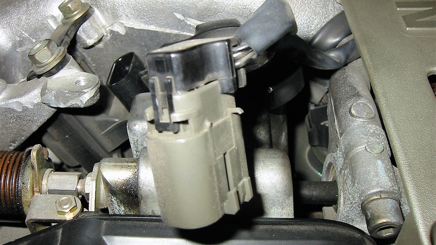 z32プラグ＆コネクターの交換