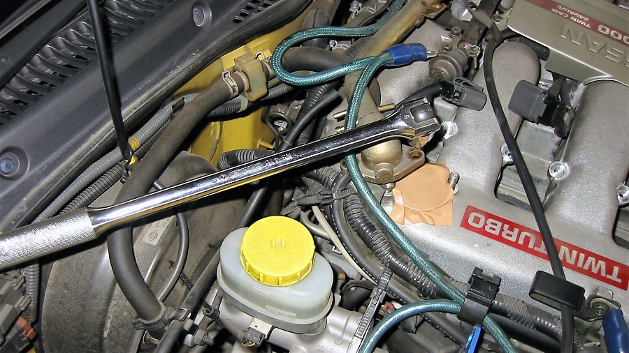 z32プラグ＆コネクターの交換