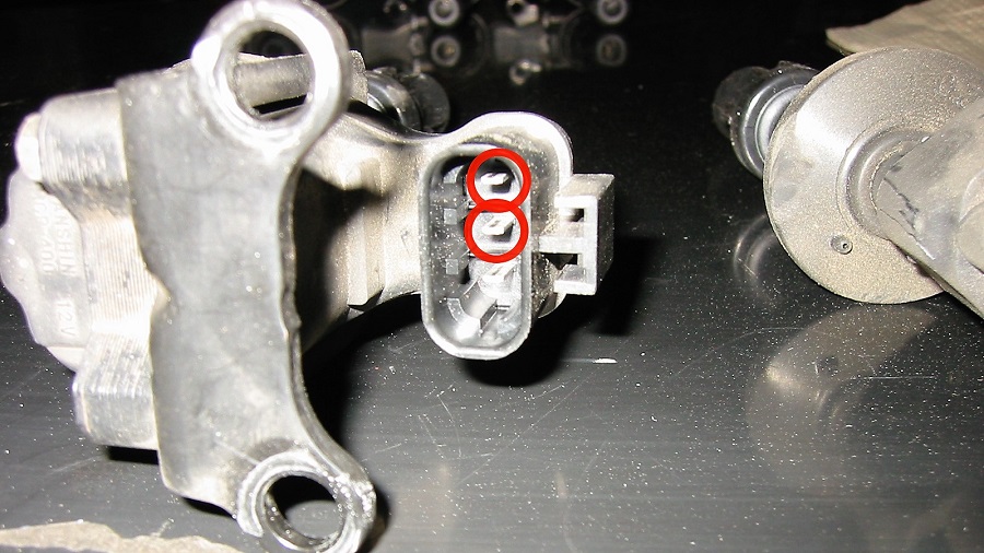 z32プラグ＆コネクターの交換