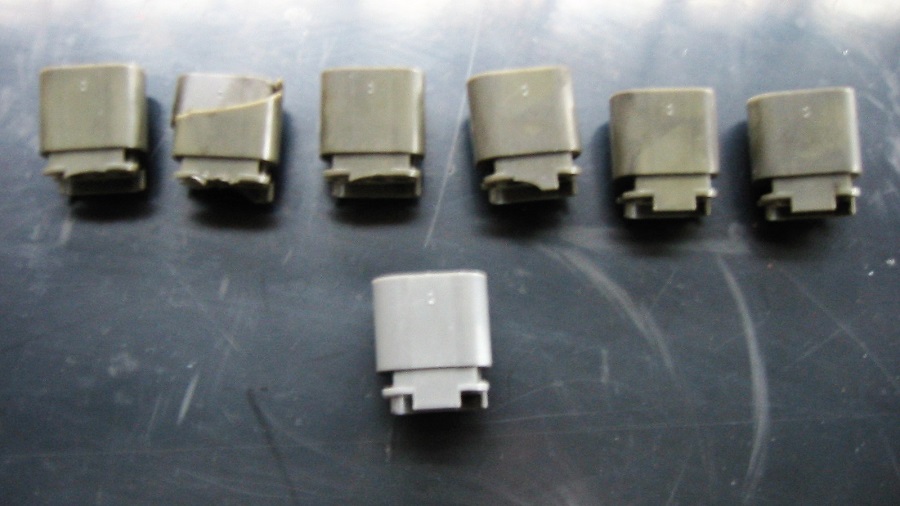 z32プラグ＆コネクターの交換