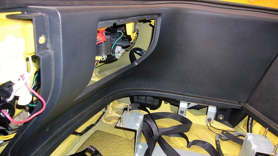 z32リア内張りの取外し【BOSE BOX取付までの道程】