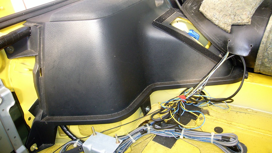 z32リア内張りの取外し【BOSE BOX取付までの道程】