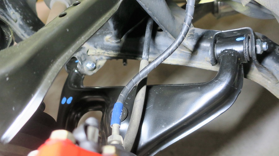 z32リアロアアームの交換