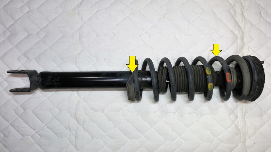 z32純正ショックアブソーバーの交換