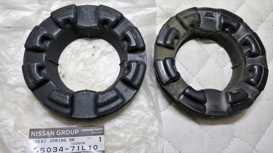 z32純正ショックアブソーバーの交換