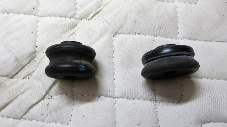 z32純正ショックアブソーバーの交換