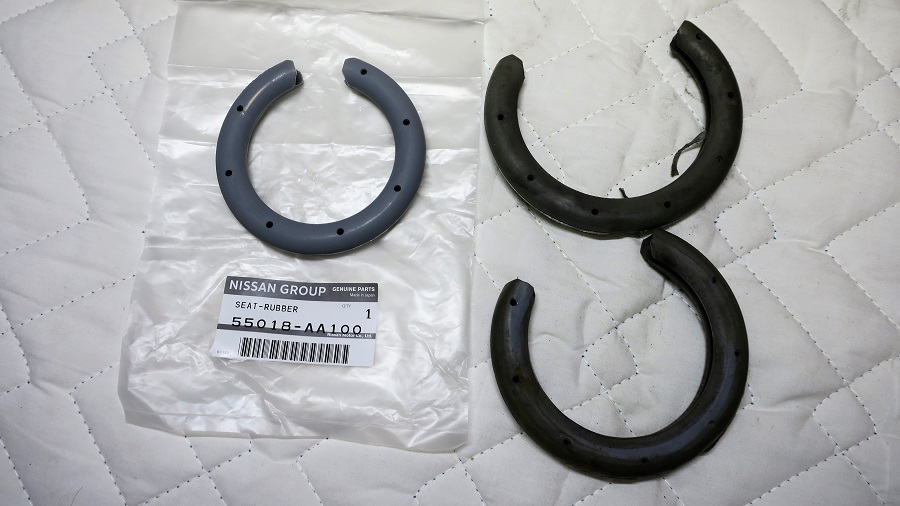 z32純正ショックアブソーバーの交換