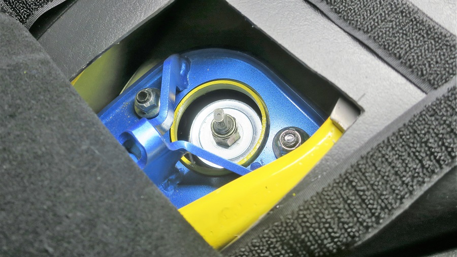 z32純正ショックアブソーバーの交換