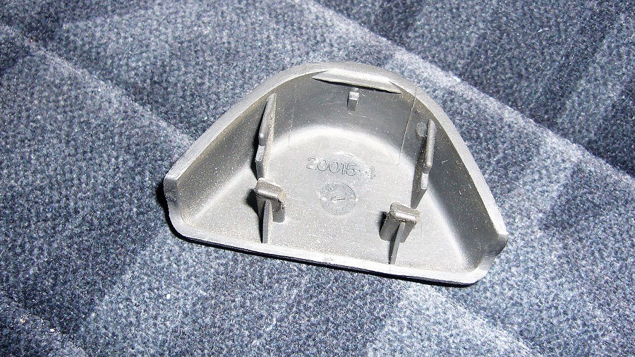 z32シートベルトサポートの取付け