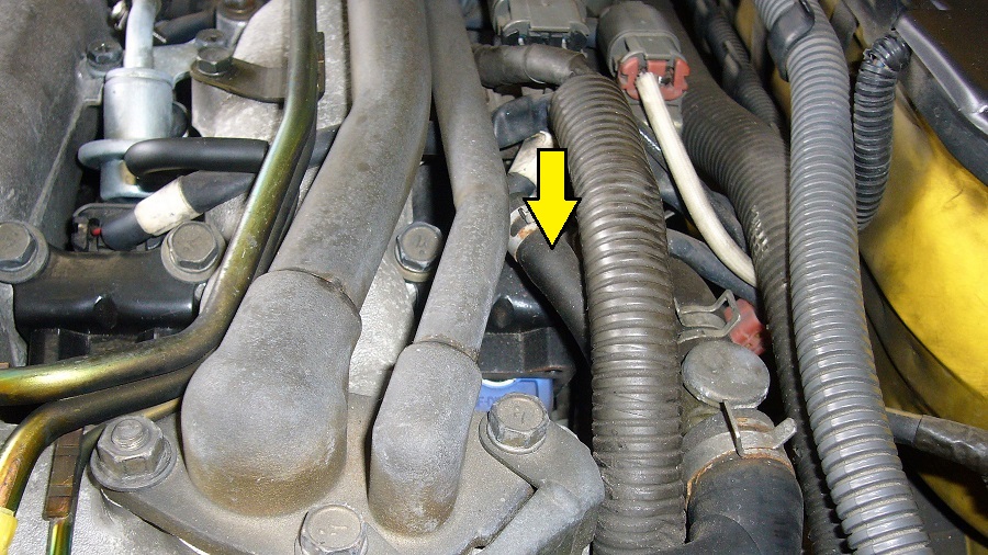 z32サージタンク（コレクター）の取外し