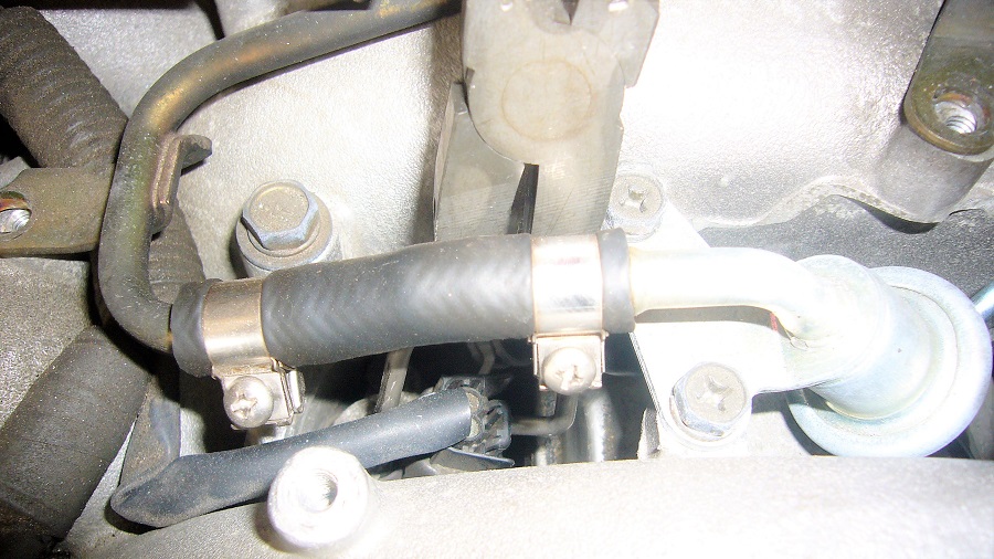 z32サージタンク（コレクター）の取外し