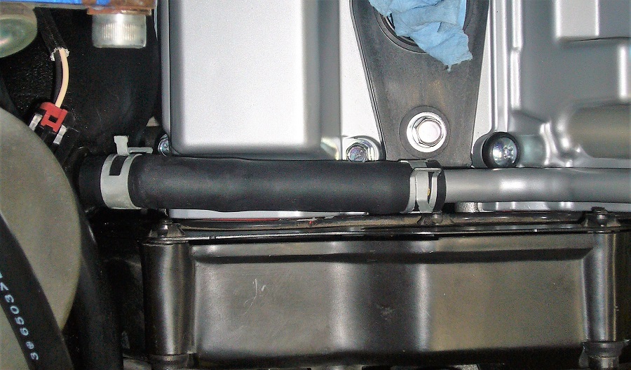 z32サージタンクの取付けと付帯するホース類の交換