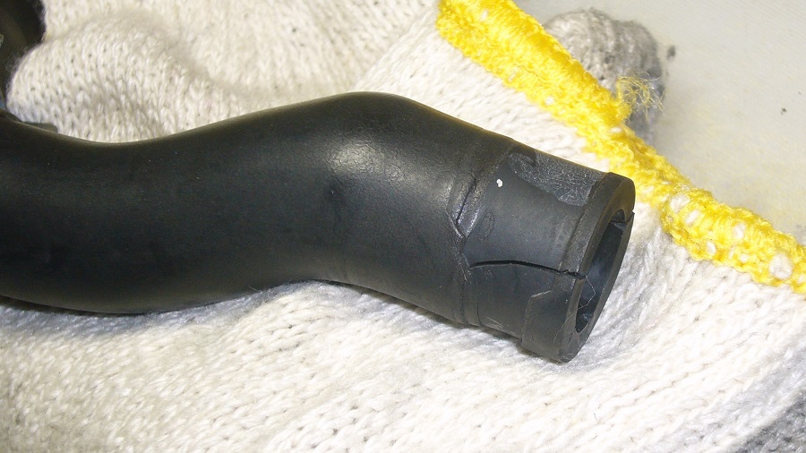 z32サージタンクの取付けと付帯するホース類の交換