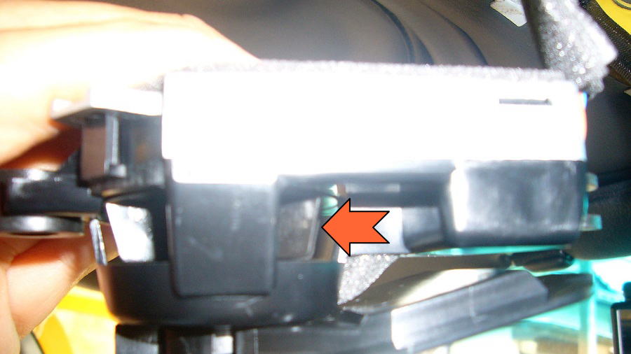 z32エアコン室内温度センサーの交換