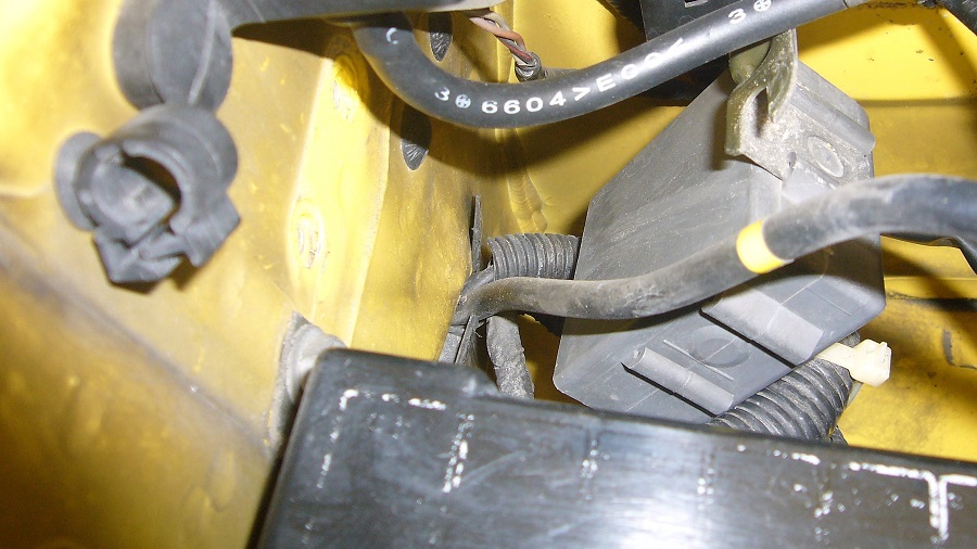 z32フロントウォッシャ―ノズル及びホースの交換